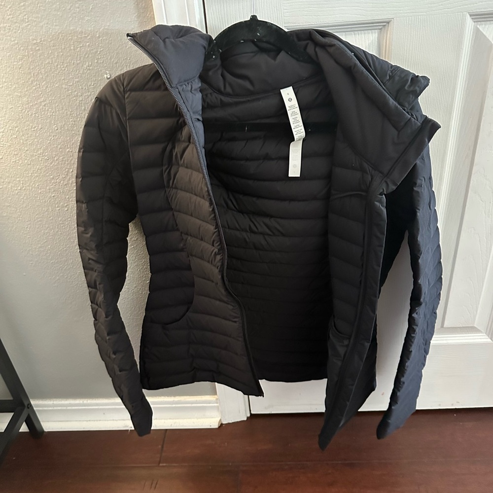 lululemon athletica Women's Black Quilted Packable Puffer Jacket